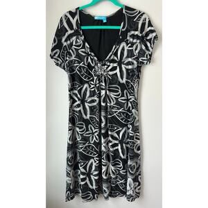 Fresh Produce  Dress L Floral Raglan Cap Sleeve Ruffle Smocked USA Made